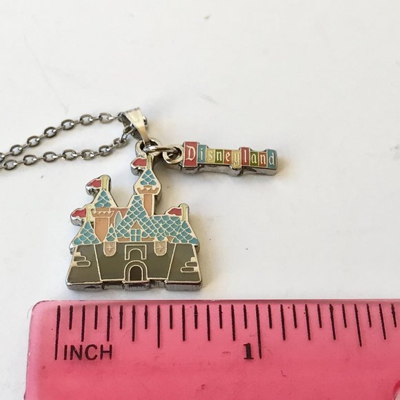 Vintage Disney Cinderella Castle Necklace Pendant Disneyland Snow White 18" - Picture 8 of 8